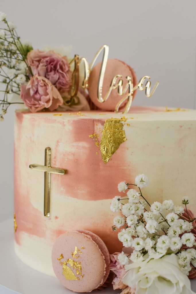 prigodna torta, roza, maja, krštenje